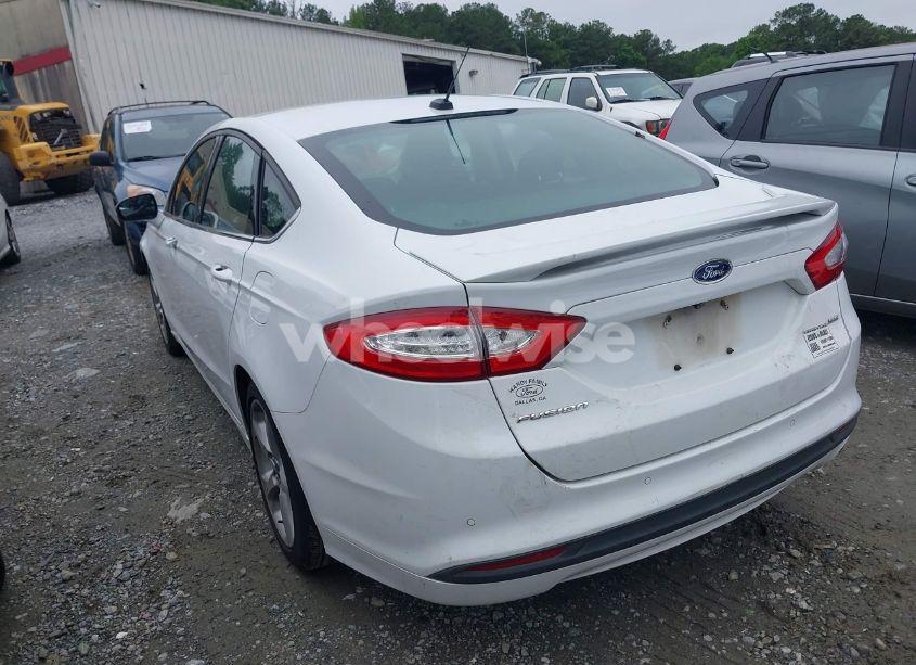 Photo 3 of 2016 Ford Fusion SE (VIN 3FA6P0H71GR162985)