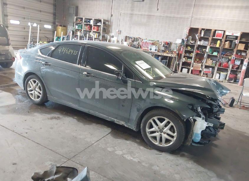 2016 Ford Fusion SE (VIN 3FA6P0H71GR184405) main photo