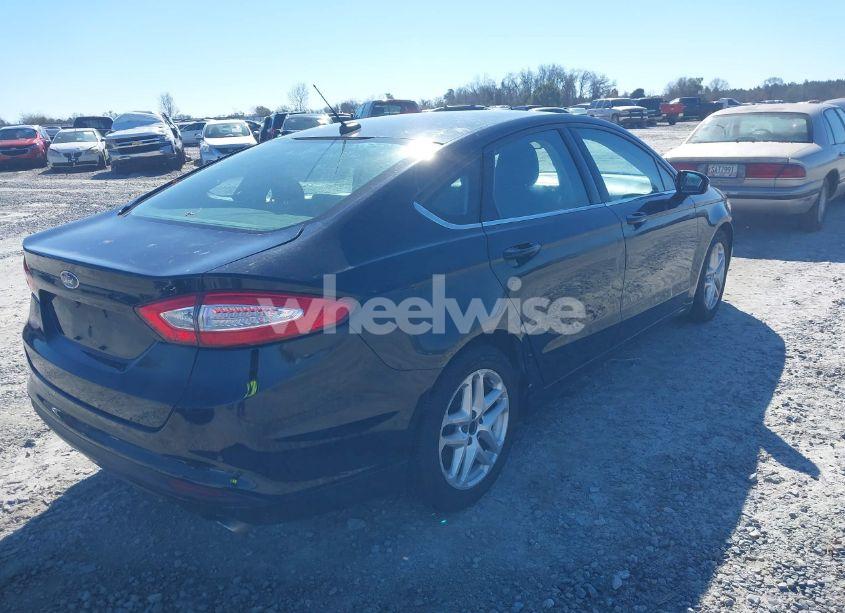 Photo 4 of 2016 Ford Fusion SE (VIN 3FA6P0H71GR199759)