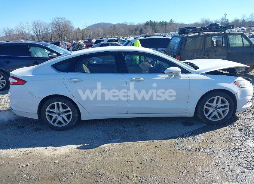 Photo 13 of 2016 Ford Fusion SE (VIN 3FA6P0H71GR210646)