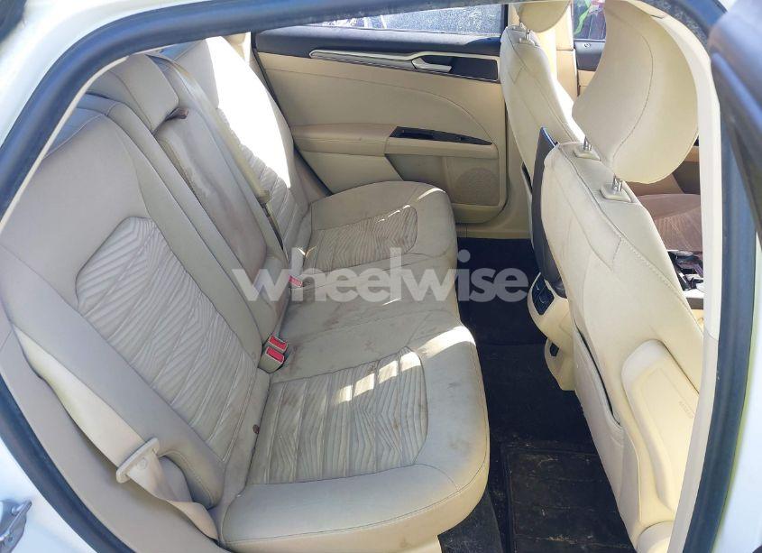 Photo 8 of 2016 Ford Fusion SE (VIN 3FA6P0H71GR210646)