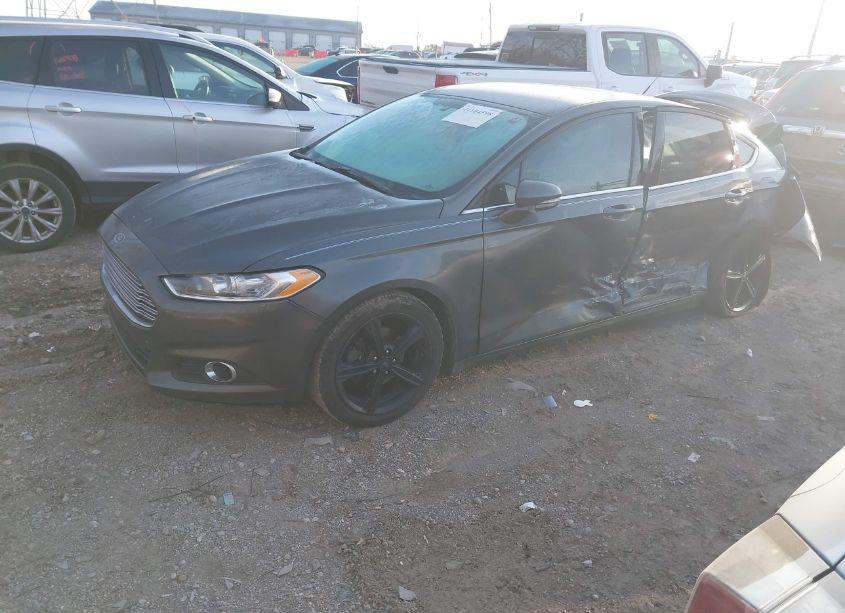 Photo 2 of 2016 Ford Fusion SE (VIN 3FA6P0H71GR237846)