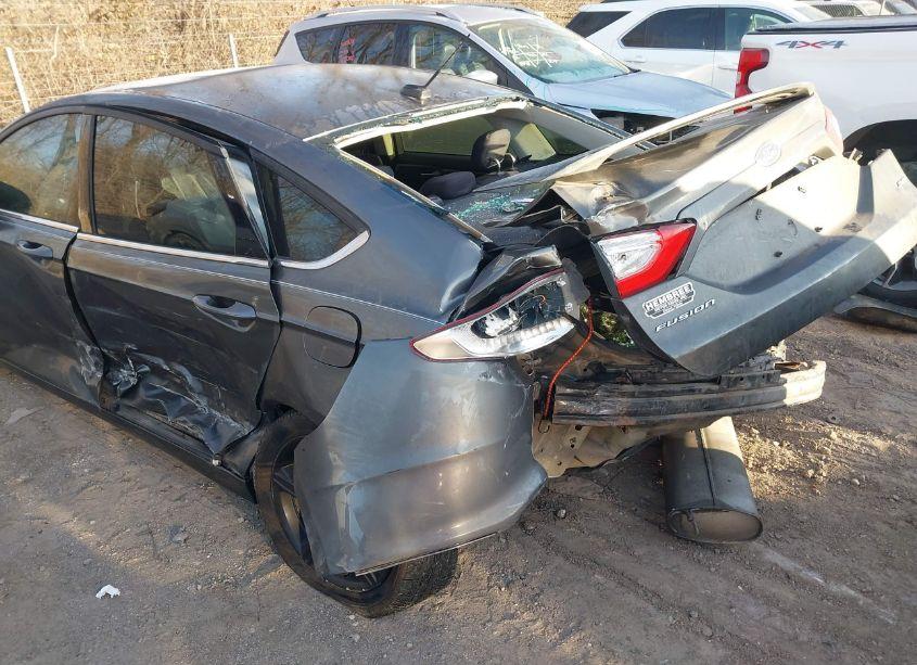 Photo 6 of 2016 Ford Fusion SE (VIN 3FA6P0H71GR237846)