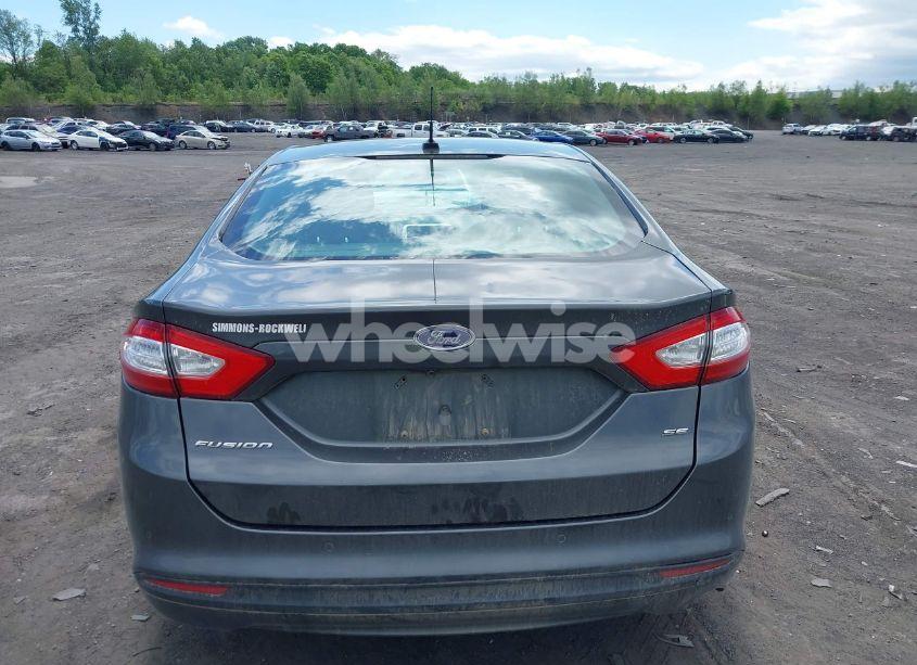 Photo 16 of 2016 Ford Fusion SE (VIN 3FA6P0H71GR238446)