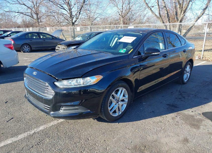 Photo 2 of 2016 Ford Fusion SE (VIN 3FA6P0H71GR242738)