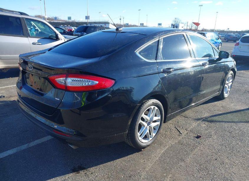 Photo 4 of 2016 Ford Fusion SE (VIN 3FA6P0H71GR242738)