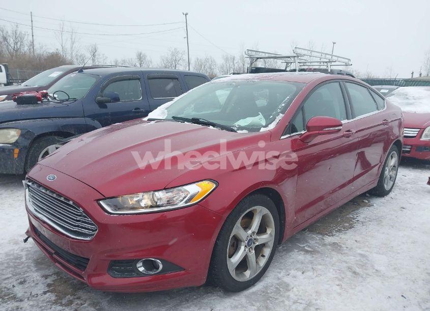 Photo 2 of 2016 Ford Fusion SE (VIN 3FA6P0H71GR253397)