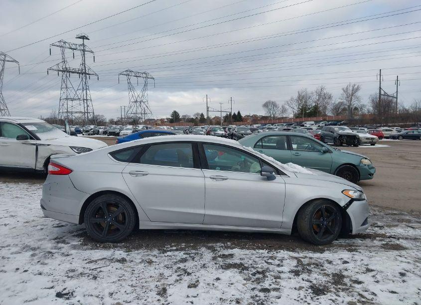 Photo 13 of 2016 Ford Fusion SE (VIN 3FA6P0H71GR273231)