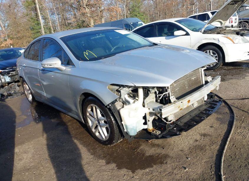 2016 Ford Fusion SE (VIN 3FA6P0H71GR275741) main photo