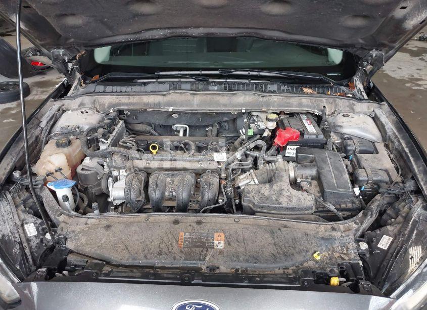 Photo 10 of 2016 Ford Fusion SE (VIN 3FA6P0H71GR290465)