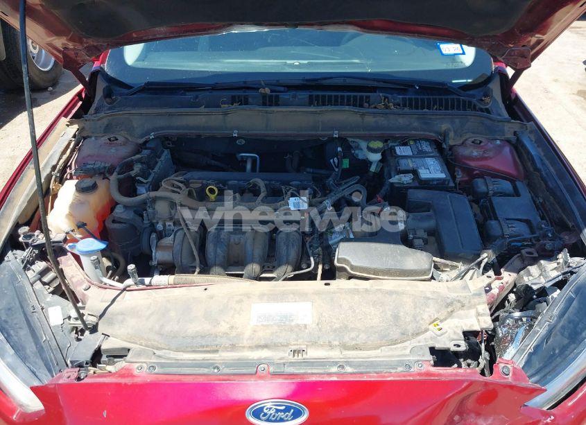 Photo 10 of 2016 Ford Fusion SE (VIN 3FA6P0H71GR303957)