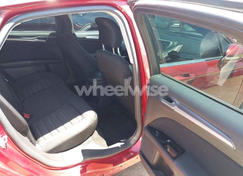 Photo 8 of 2016 Ford Fusion SE (VIN 3FA6P0H71GR303957)