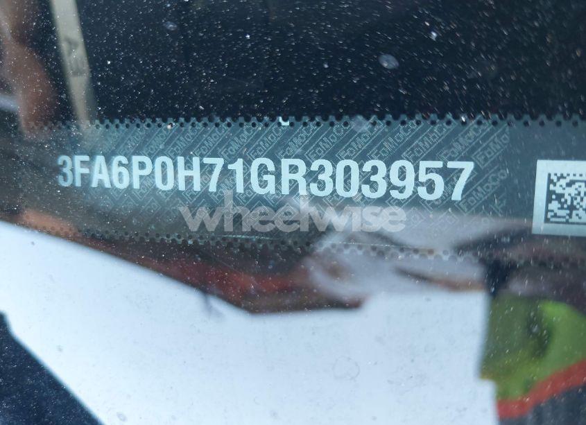 Photo 9 of 2016 Ford Fusion SE (VIN 3FA6P0H71GR303957)