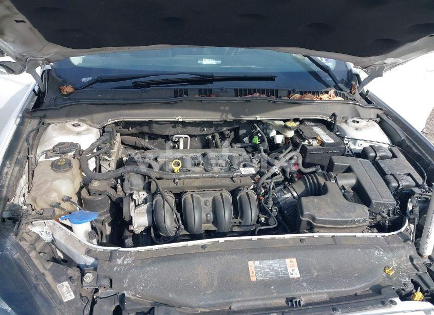 Photo 10 of 2016 Ford Fusion SE (VIN 3FA6P0H71GR358148)