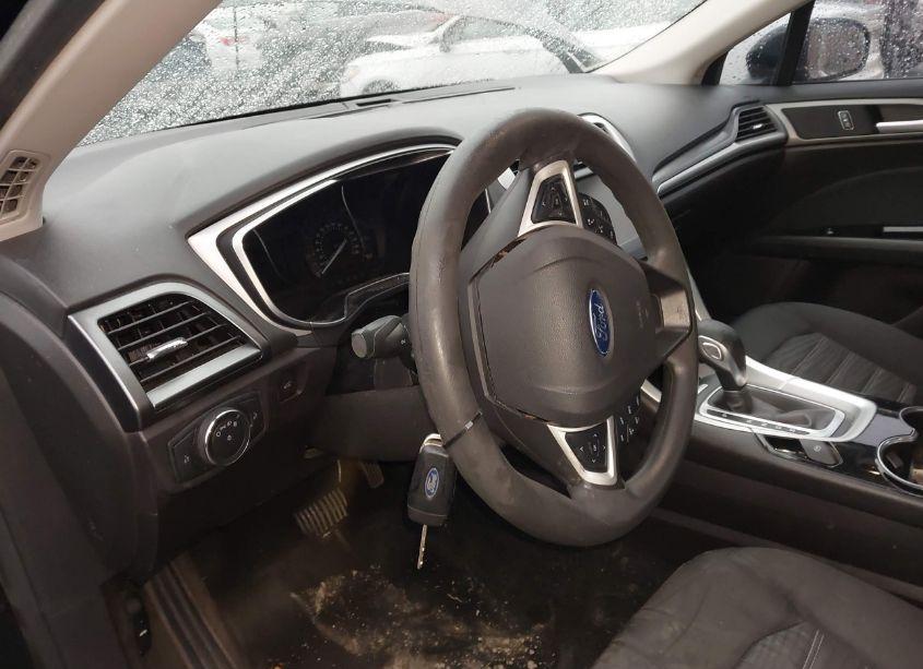 Photo 11 of 2016 Ford Fusion SE (VIN 3FA6P0H71GR364421)