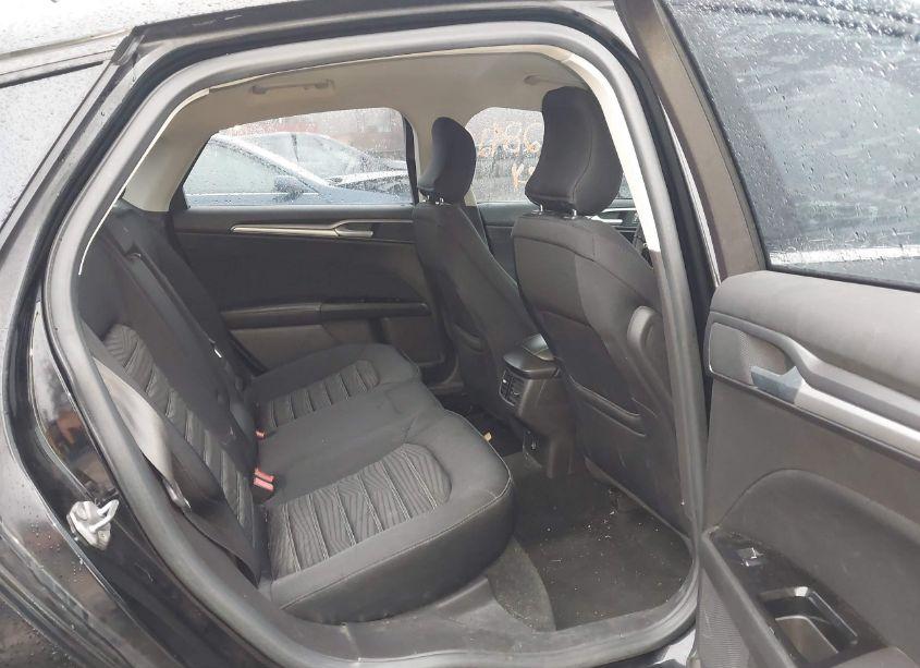 Photo 8 of 2016 Ford Fusion SE (VIN 3FA6P0H71GR364421)