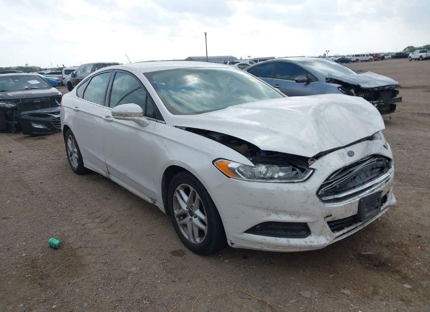 2016 Ford Fusion SE (VIN 3FA6P0H71GR367111) main photo