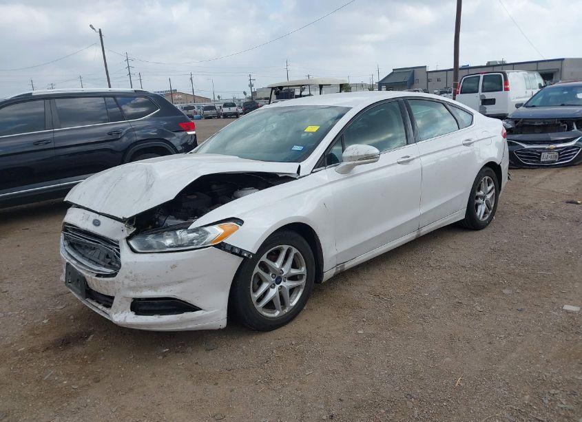 Photo 2 of 2016 Ford Fusion SE (VIN 3FA6P0H71GR367111)