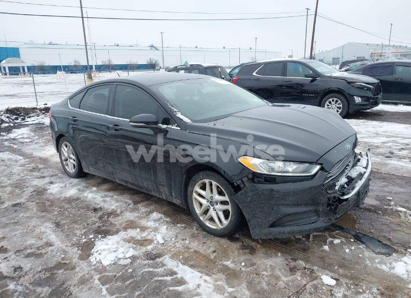 2016 Ford Fusion SE (VIN 3FA6P0H71GR374771) main photo