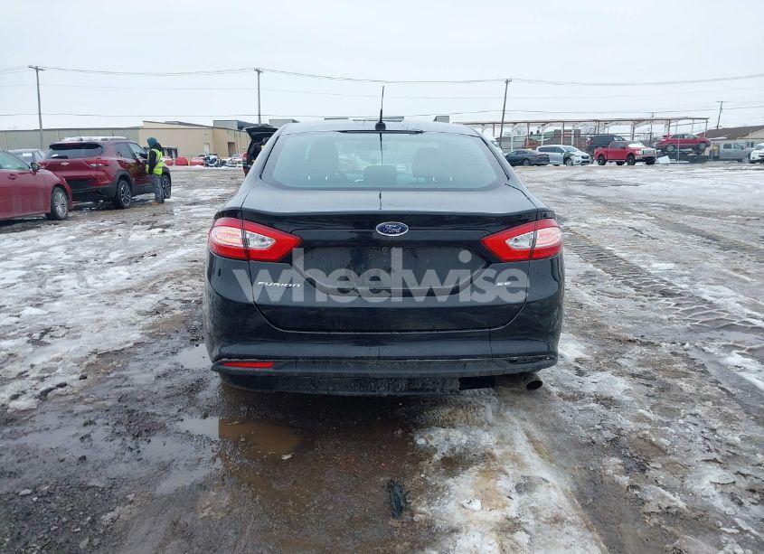 Photo 16 of 2016 Ford Fusion SE (VIN 3FA6P0H71GR374771)