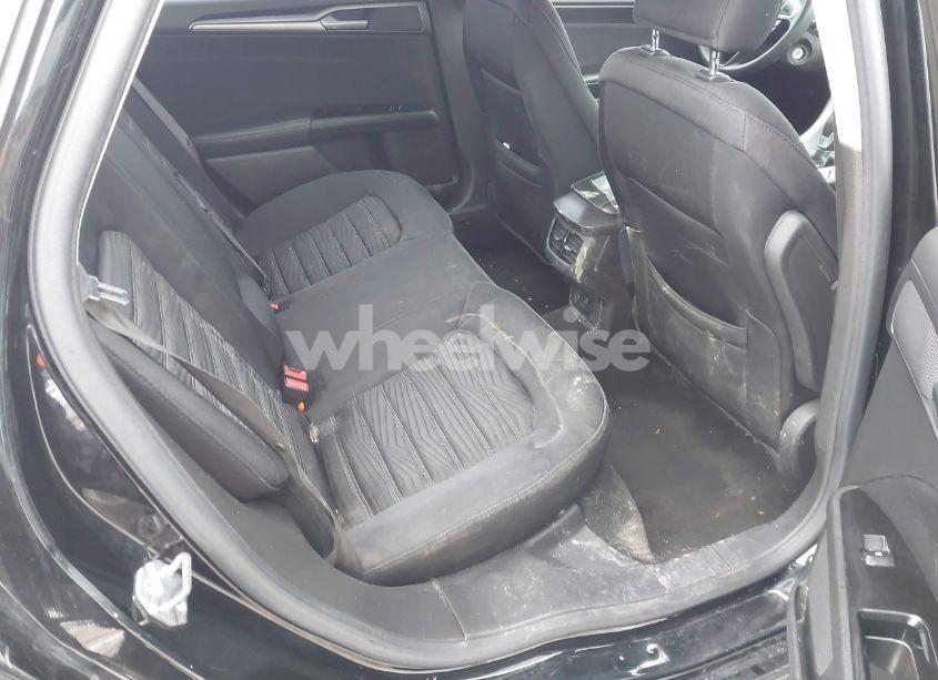 Photo 8 of 2016 Ford Fusion SE (VIN 3FA6P0H71GR374771)