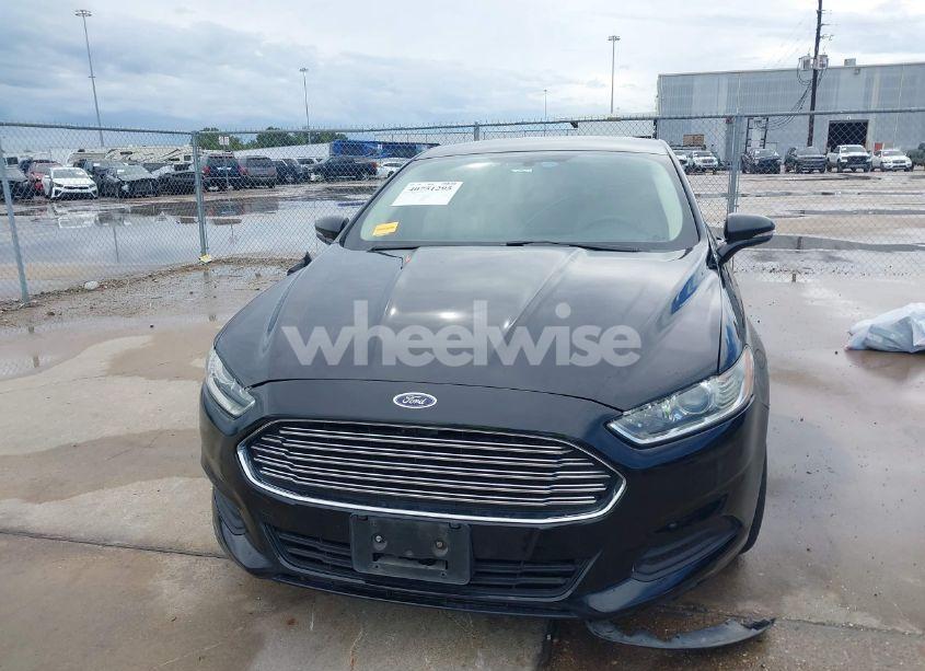 Photo 12 of 2016 Ford Fusion SE (VIN 3FA6P0H71GR389836)