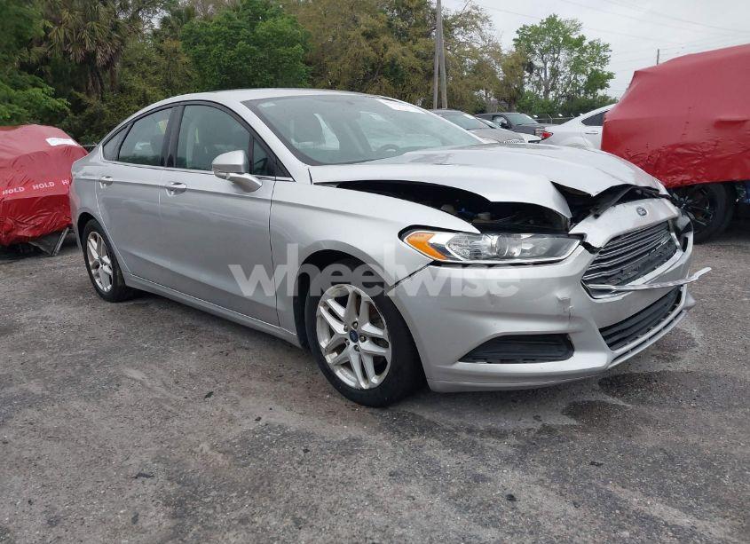 2016 Ford Fusion SE (VIN 3FA6P0H71GR394616) main photo