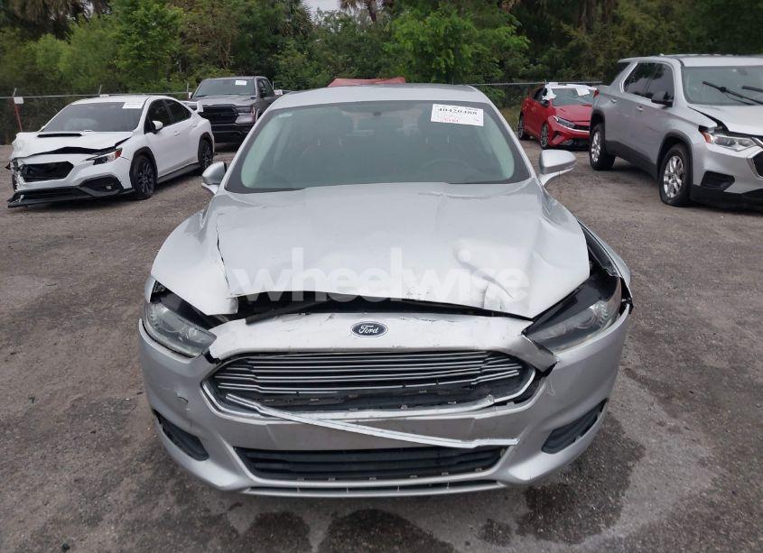 Photo 12 of 2016 Ford Fusion SE (VIN 3FA6P0H71GR394616)