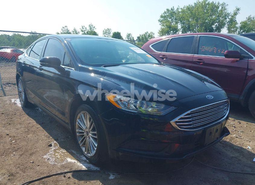 2017 Ford Fusion SE (VIN 3FA6P0H71HR135111) main photo