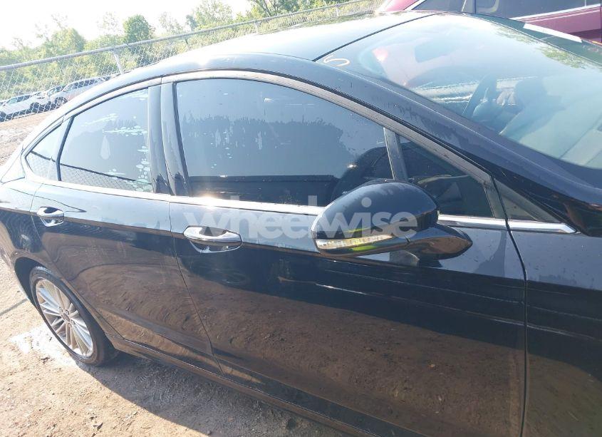 Photo 13 of 2017 Ford Fusion SE (VIN 3FA6P0H71HR135111)