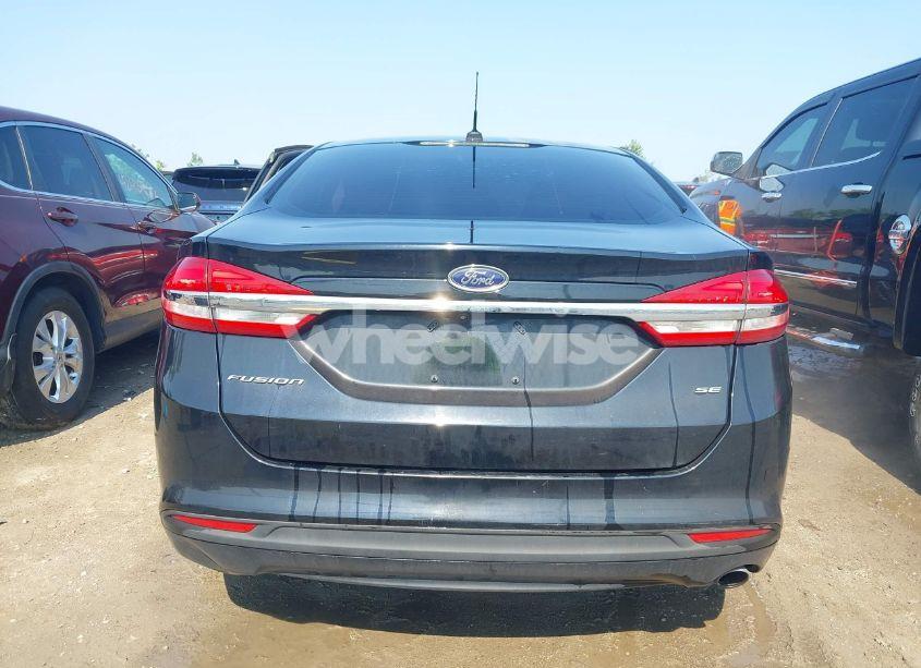 Photo 16 of 2017 Ford Fusion SE (VIN 3FA6P0H71HR135111)