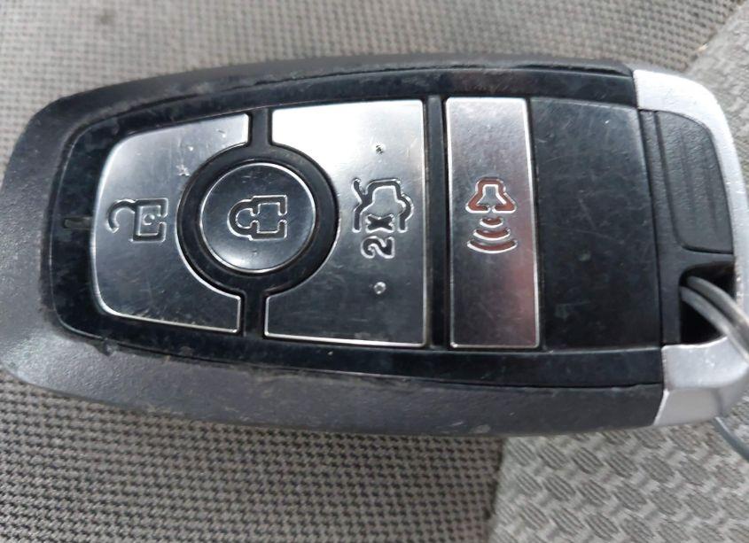 Photo 11 of 2017 Ford Fusion SE (VIN 3FA6P0H71HR146786)