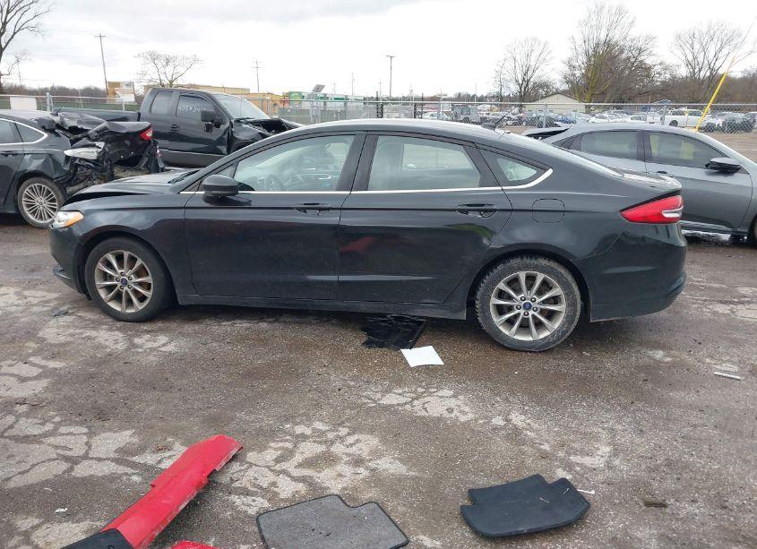 Photo 14 of 2017 Ford Fusion SE (VIN 3FA6P0H71HR146786)