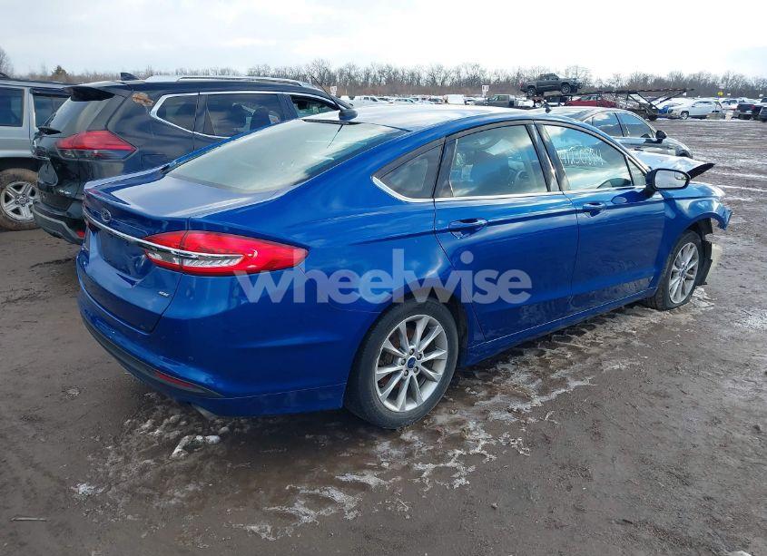 Photo 4 of 2017 Ford Fusion SE (VIN 3FA6P0H71HR153883)