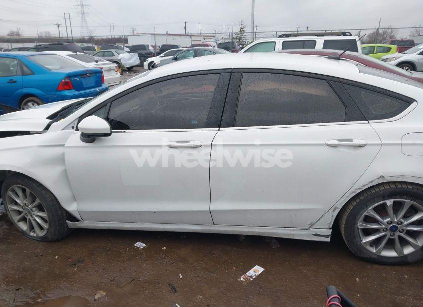 Photo 14 of 2017 Ford Fusion SE (VIN 3FA6P0H71HR169730)