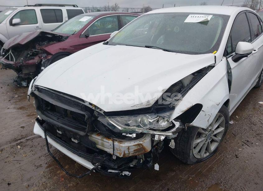 Photo 6 of 2017 Ford Fusion SE (VIN 3FA6P0H71HR169730)