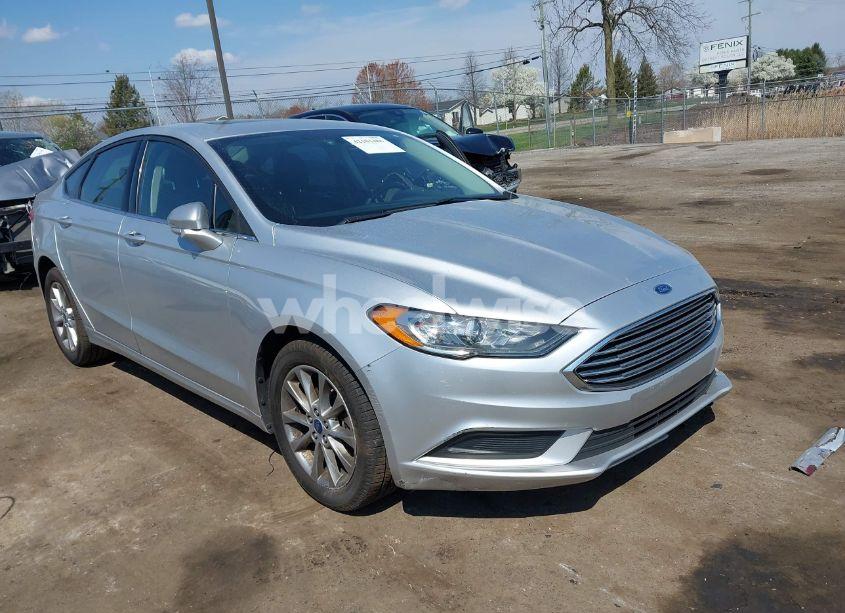 2017 Ford Fusion SE (VIN 3FA6P0H71HR199603) main photo