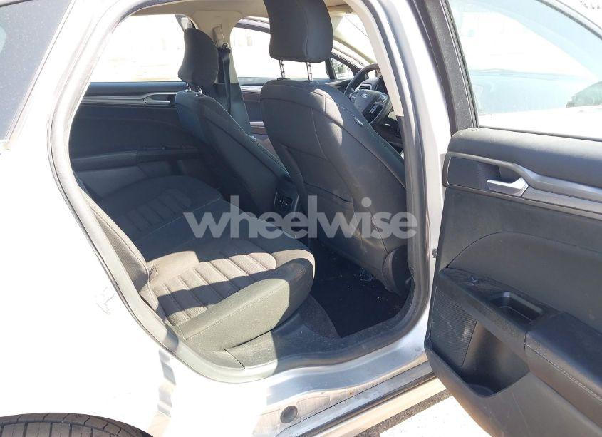 Photo 8 of 2017 Ford Fusion SE (VIN 3FA6P0H71HR199603)