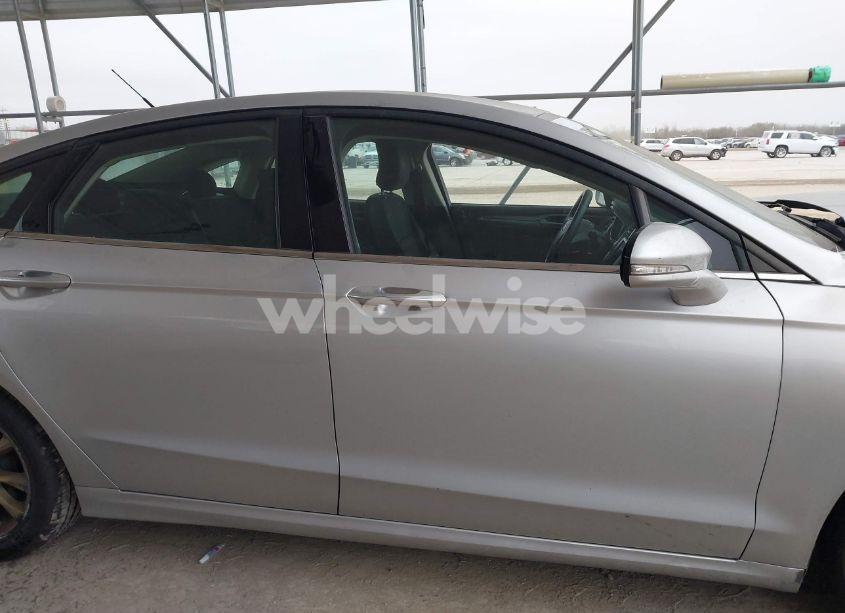 Photo 13 of 2017 Ford Fusion SE (VIN 3FA6P0H71HR214150)