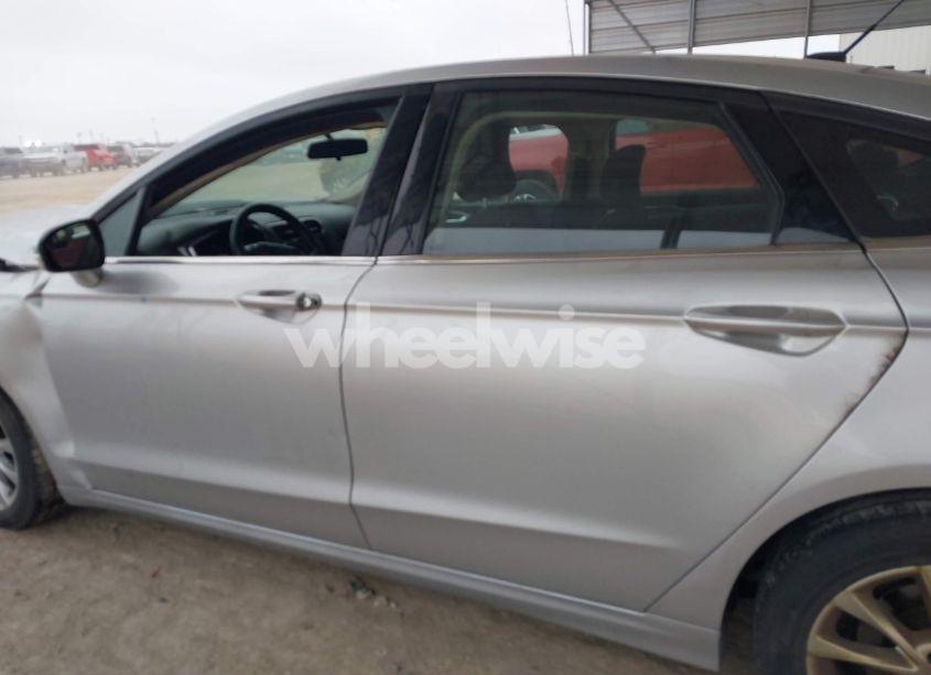 Photo 14 of 2017 Ford Fusion SE (VIN 3FA6P0H71HR214150)