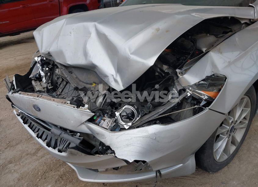 Photo 6 of 2017 Ford Fusion SE (VIN 3FA6P0H71HR214150)