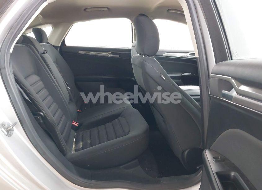 Photo 8 of 2017 Ford Fusion SE (VIN 3FA6P0H71HR214150)