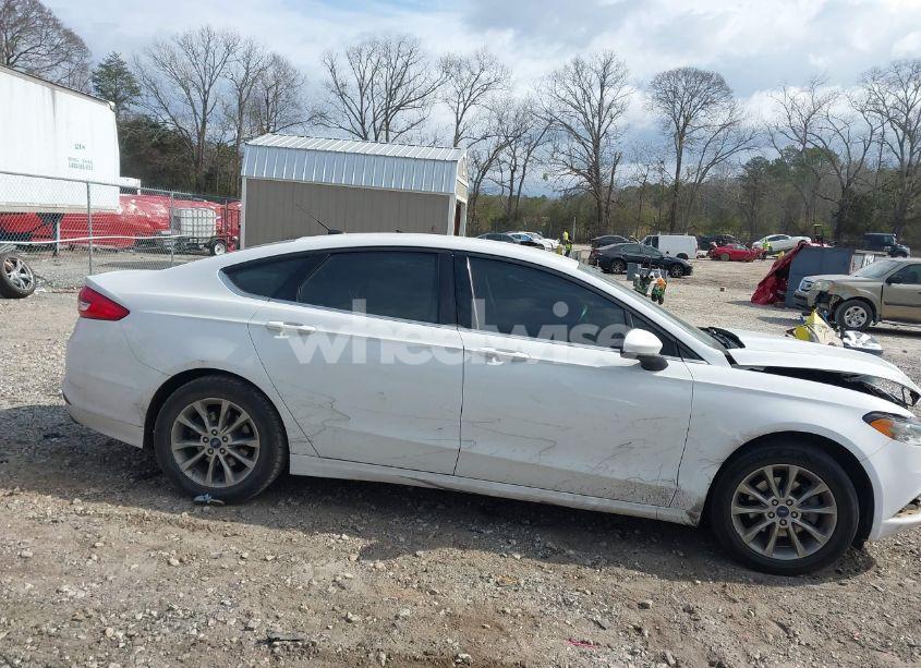 Photo 13 of 2017 Ford Fusion SE (VIN 3FA6P0H71HR259055)