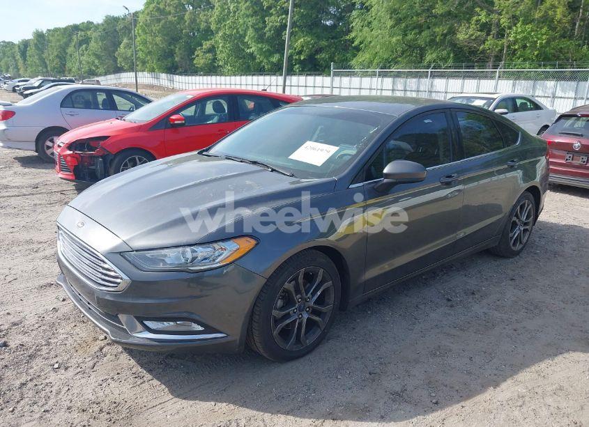 Photo 2 of 2017 Ford Fusion SE (VIN 3FA6P0H71HR269665)
