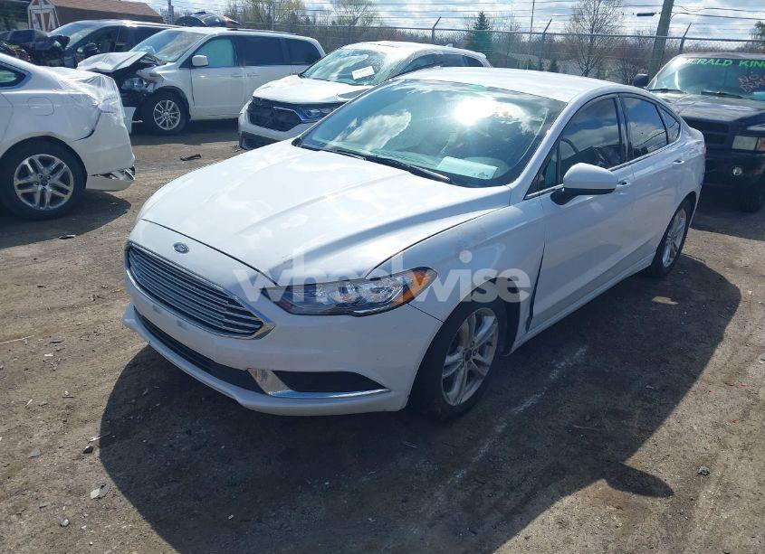 Photo 2 of 2017 Ford Fusion SE (VIN 3FA6P0H71HR397078)