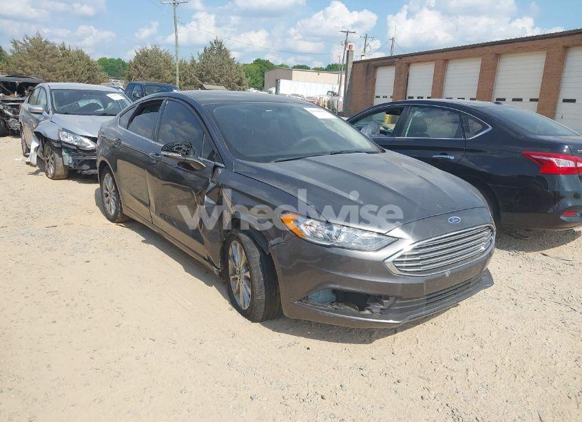 2017 Ford Fusion SE (VIN 3FA6P0H71HR410878) main photo