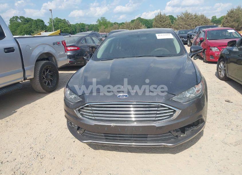 Photo 12 of 2017 Ford Fusion SE (VIN 3FA6P0H71HR410878)