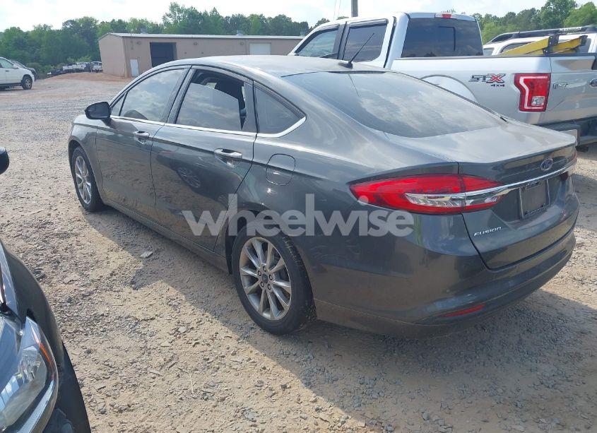 Photo 3 of 2017 Ford Fusion SE (VIN 3FA6P0H71HR410878)