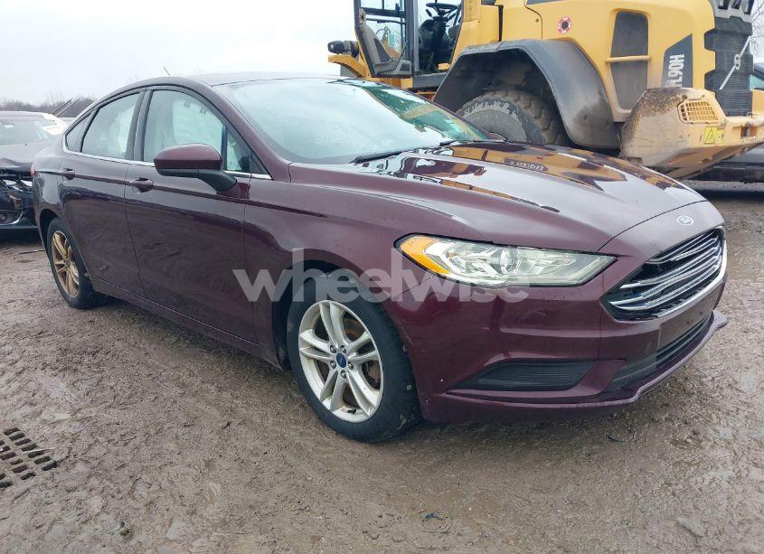 2018 Ford Fusion SE (VIN 3FA6P0H71JR135745) main photo