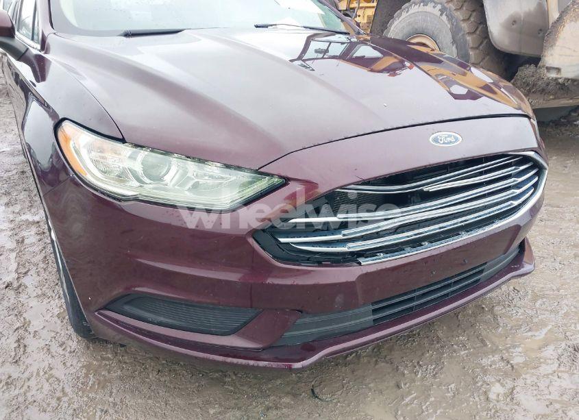 Photo 17 of 2018 Ford Fusion SE (VIN 3FA6P0H71JR135745)